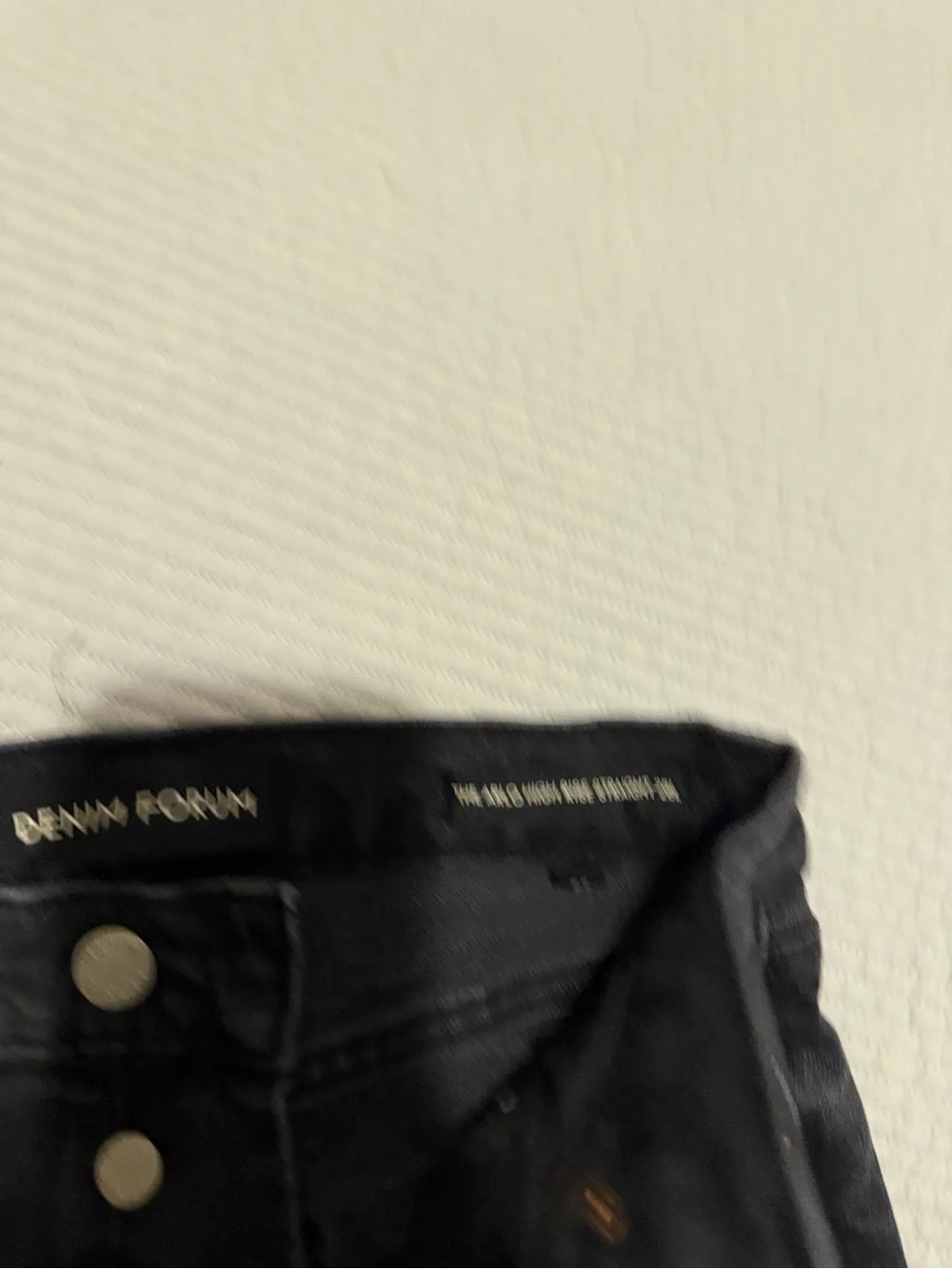 Black Men’s Straight-Leg Jeans